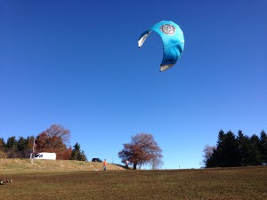 Schüler mit 9qm Kite